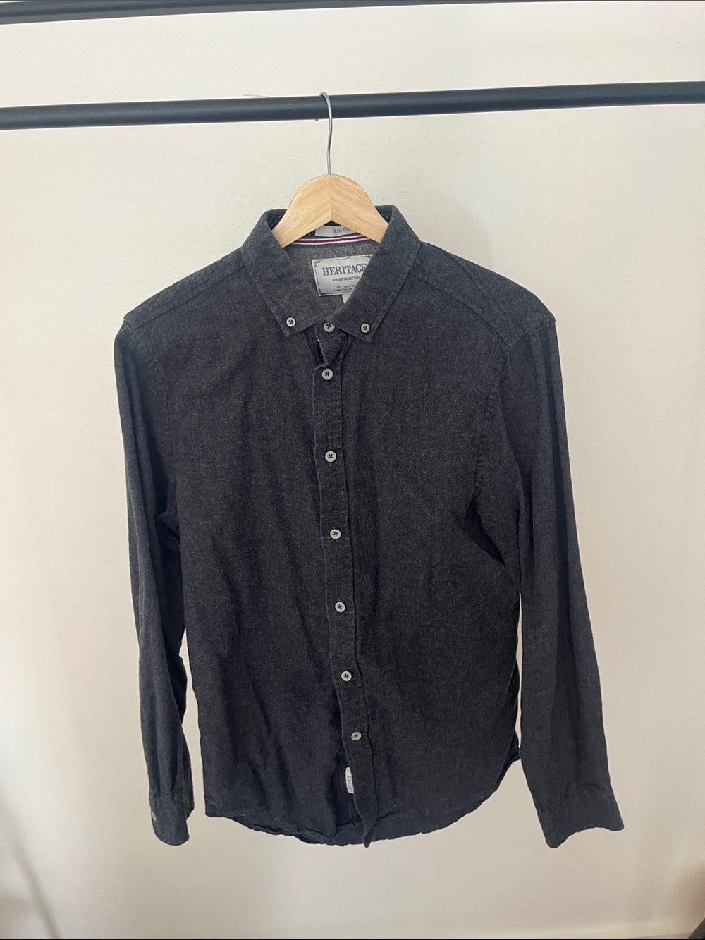 Heritage Report Collection Men's Dark Charcoal Button-Down Shirt, Size Medium